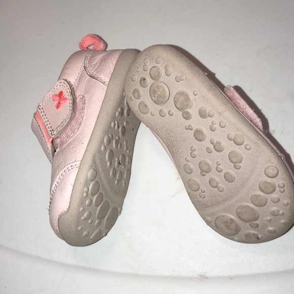 Carter’s shoes - Picture 5 of 5